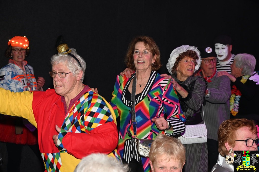 ../Images/Senioren carnaval 2024 330.jpg